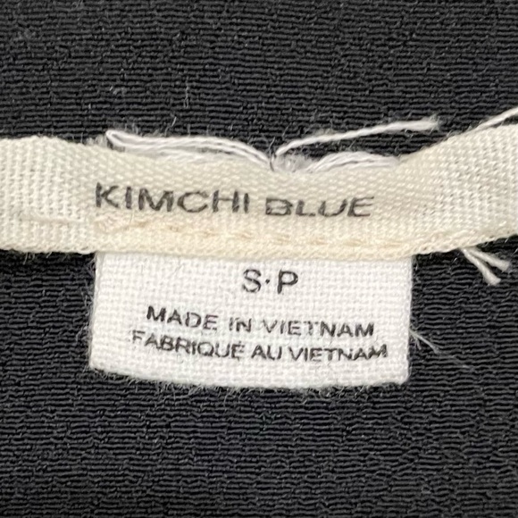 KIMCHI BLUE Urban Outfitters Ana Cap Sleeve Black Mini Dress Size Small - Picture 9 of 16